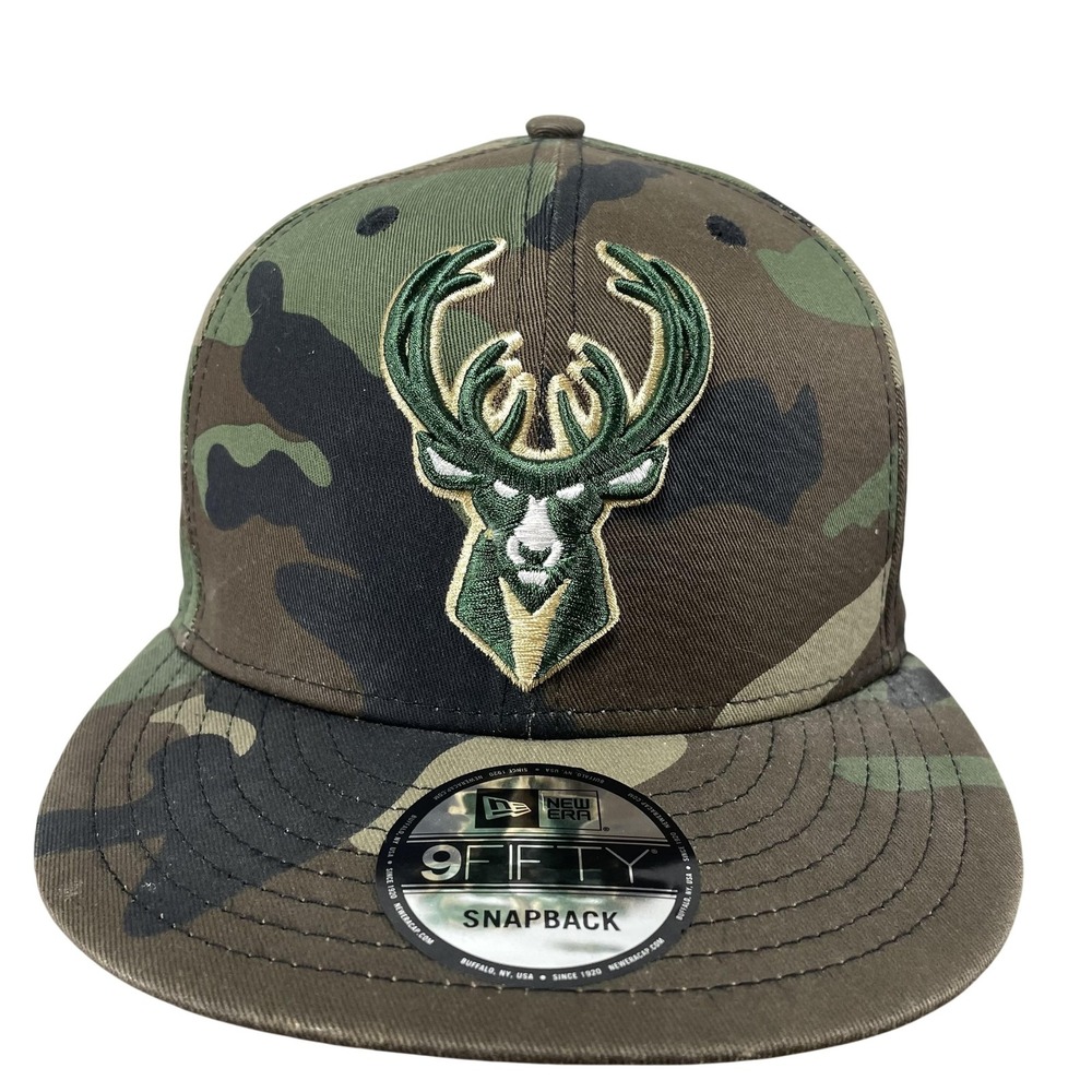 Milwaukee Bucks Hat Cap Snap Back Mens One Size Camo NBA New Era Giannis 34
